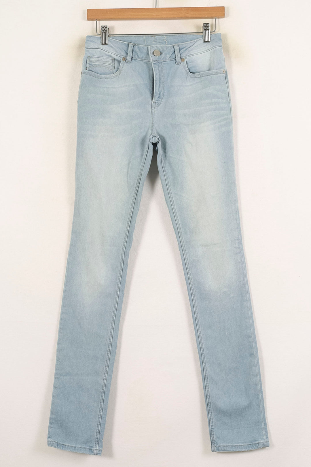 Jean Bleu Clair - Taille S/36 de la marque Maison 123 | PARAD52567 - Vendu par Paradigme - Image 2