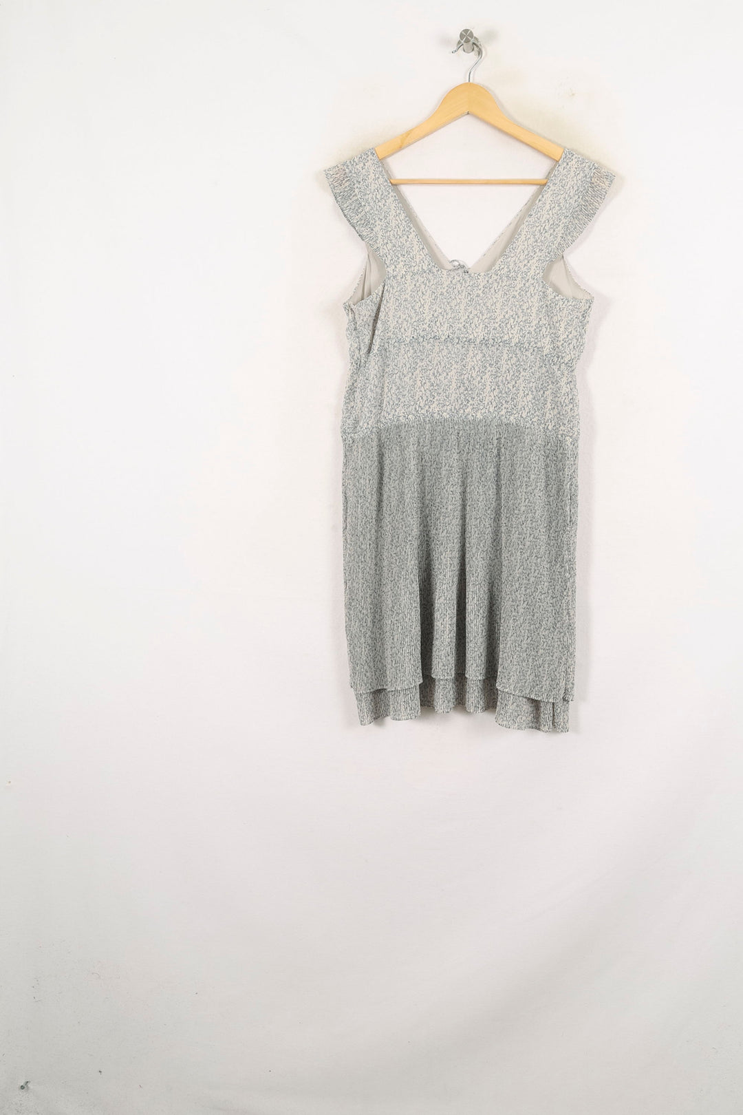 Robe Courte Grise et Blanche - Taille S/36 de la marque Comptoir des Cotonniers | PARAD78984 - Vendu par Paradigme - Image 4
