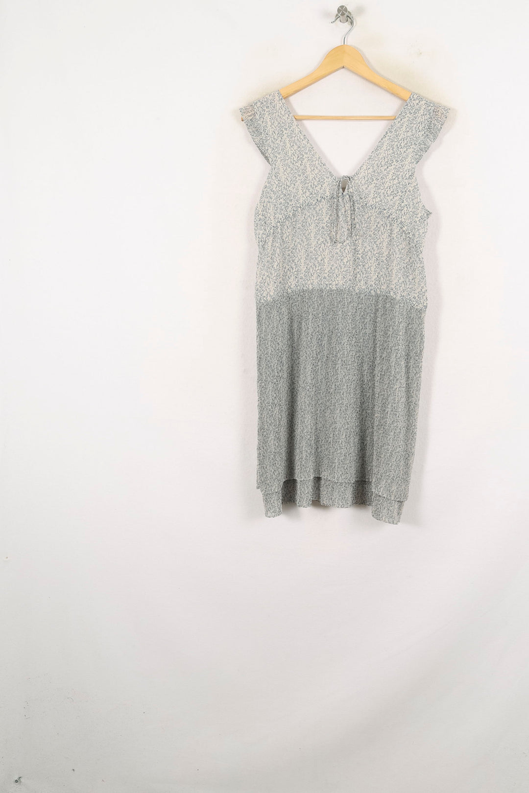Robe Courte Grise et Blanche - Taille S/36 de la marque Comptoir des Cotonniers | PARAD78984 - Vendu par Paradigme - Image 2