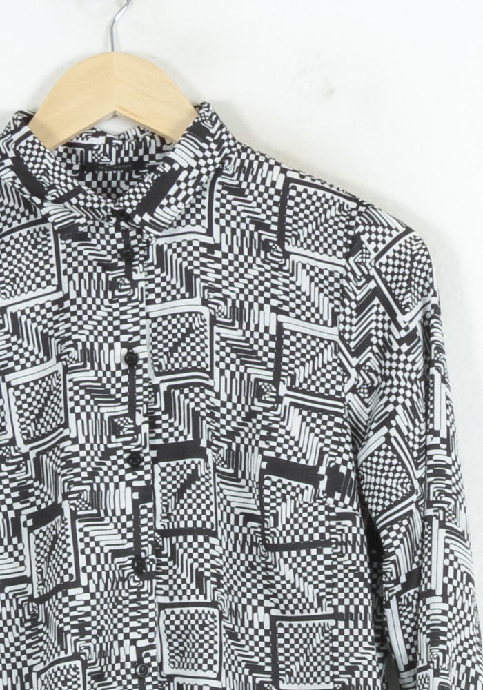 Chemise Noire et Blanche - Taille XS/34 de la marque IKKS | PARAD81601 - Vendu par Paradigme - Image 3