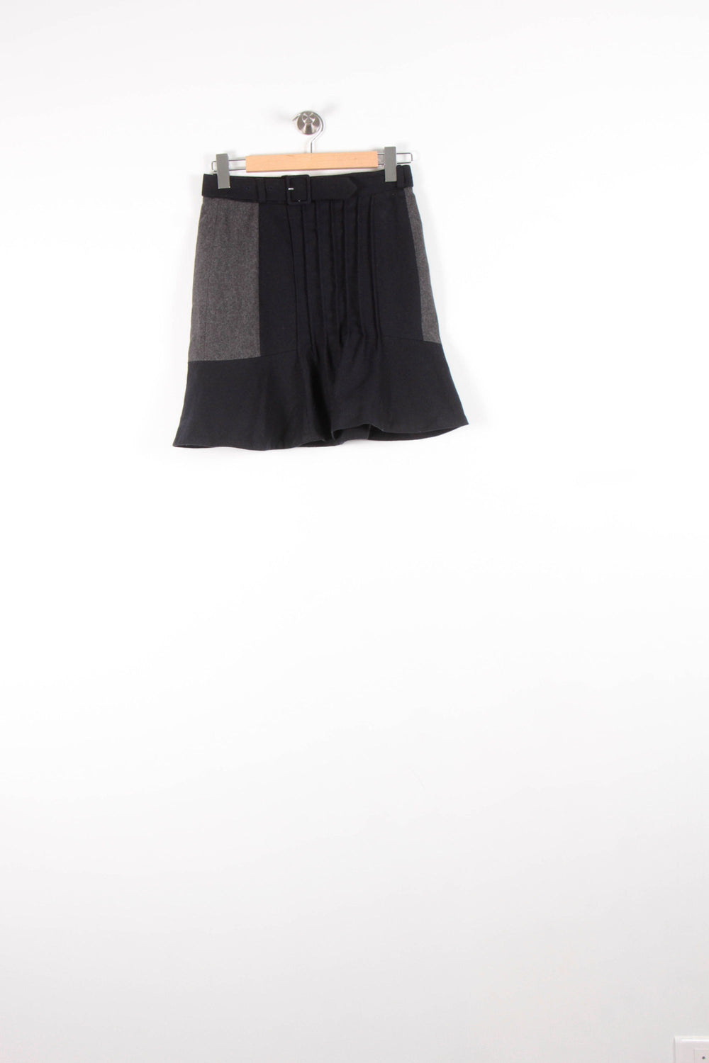 Jupe Courte Noire et Grise - Taille S/36 de la marque Claudie Pierlot | PARAD83467 - Vendu par Paradigme - Image 2