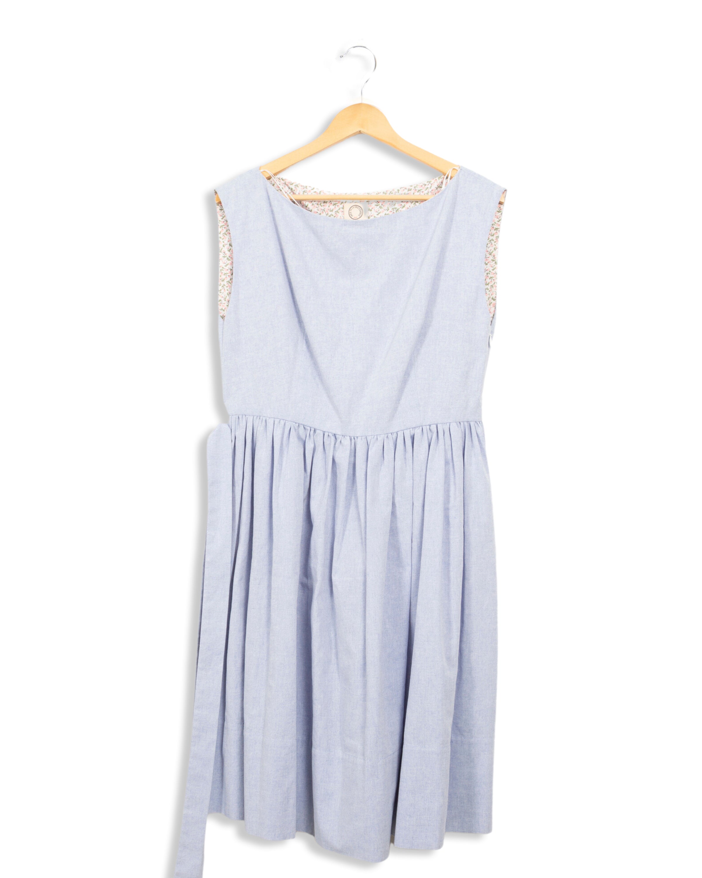 Robe Maren | Robe longue midi sans manches chambray bleu chemise coton Femme Petite – Petite and So What Robe Maren | Robe longue midi sans manches chambray bleu chemise coton Femme Petite – Petite and So What