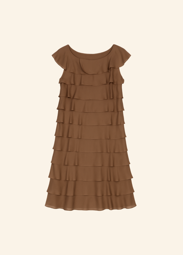 Robe marron à volants