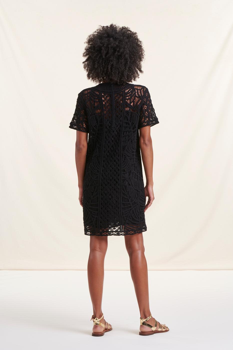 Robe courte en crochet noir manches courtes -  S/36