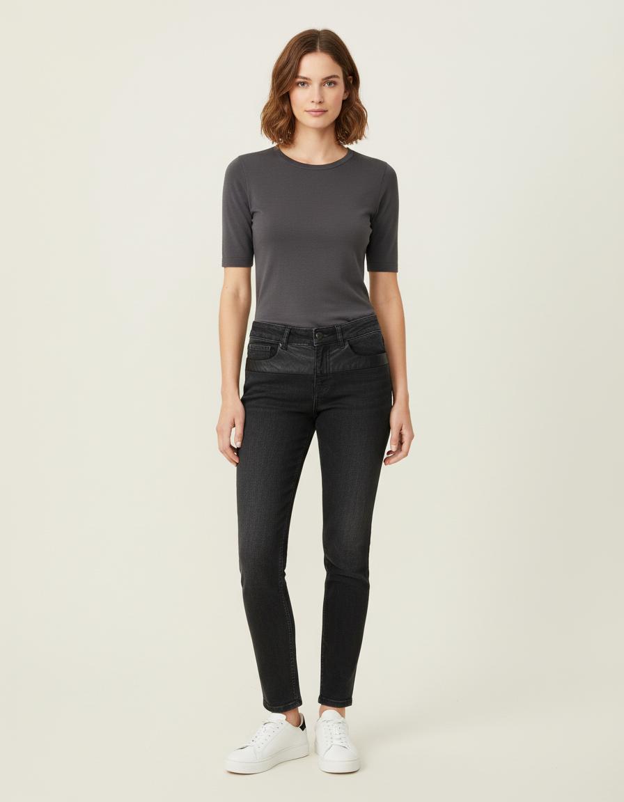 Jean Slim Avec Détails En Similicuir - Taille M/38