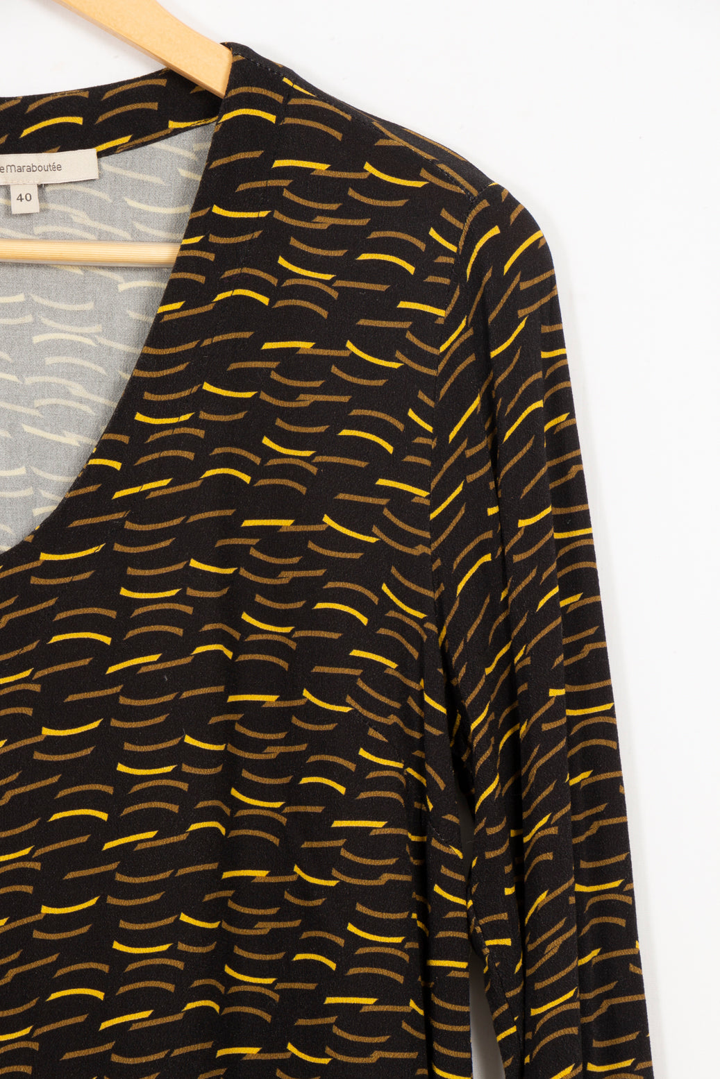 Robe noire et verte midi La Fée Maraboutée - 40
