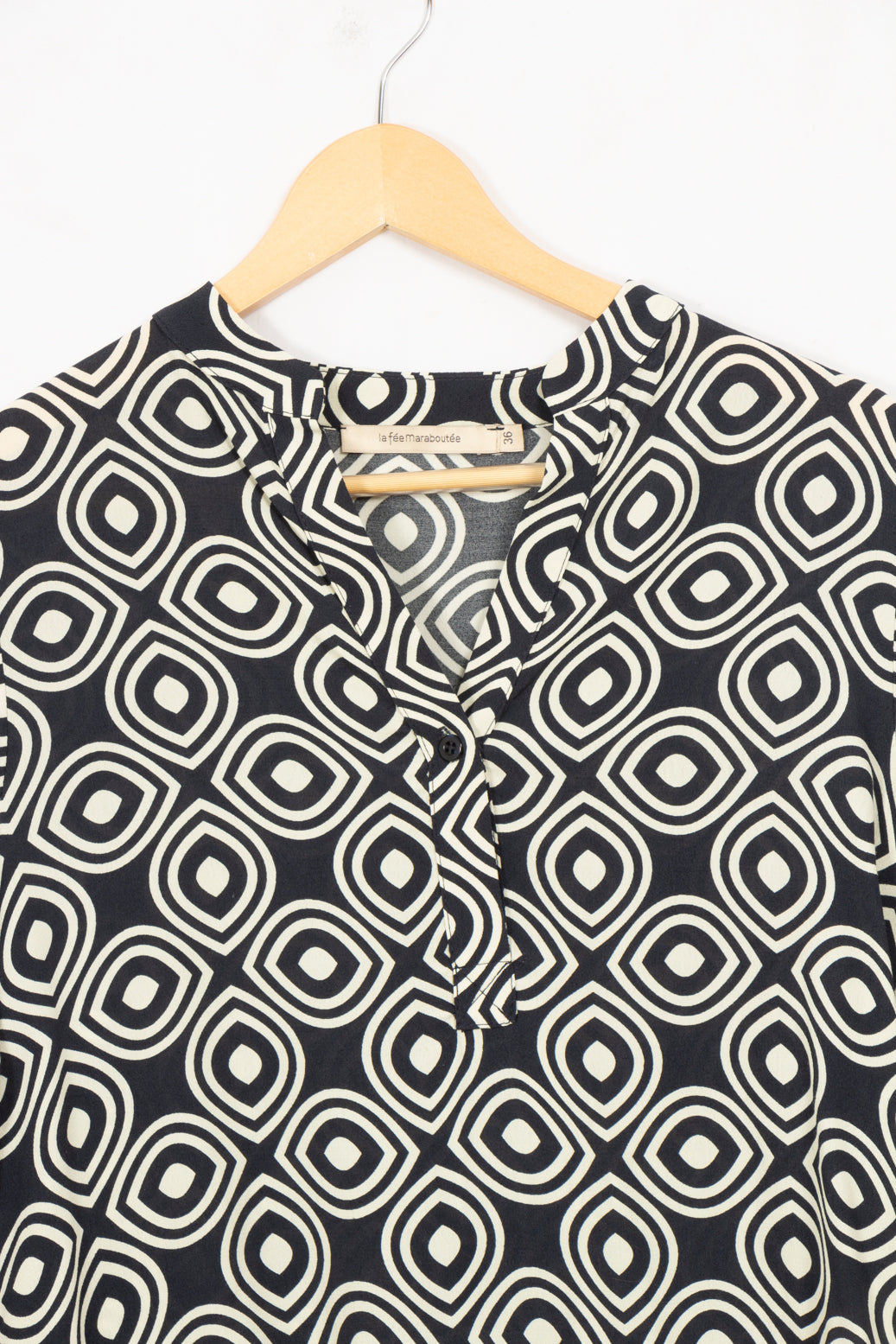 Robe courte bleu marine à motifs La Fée Maraboutée - 36