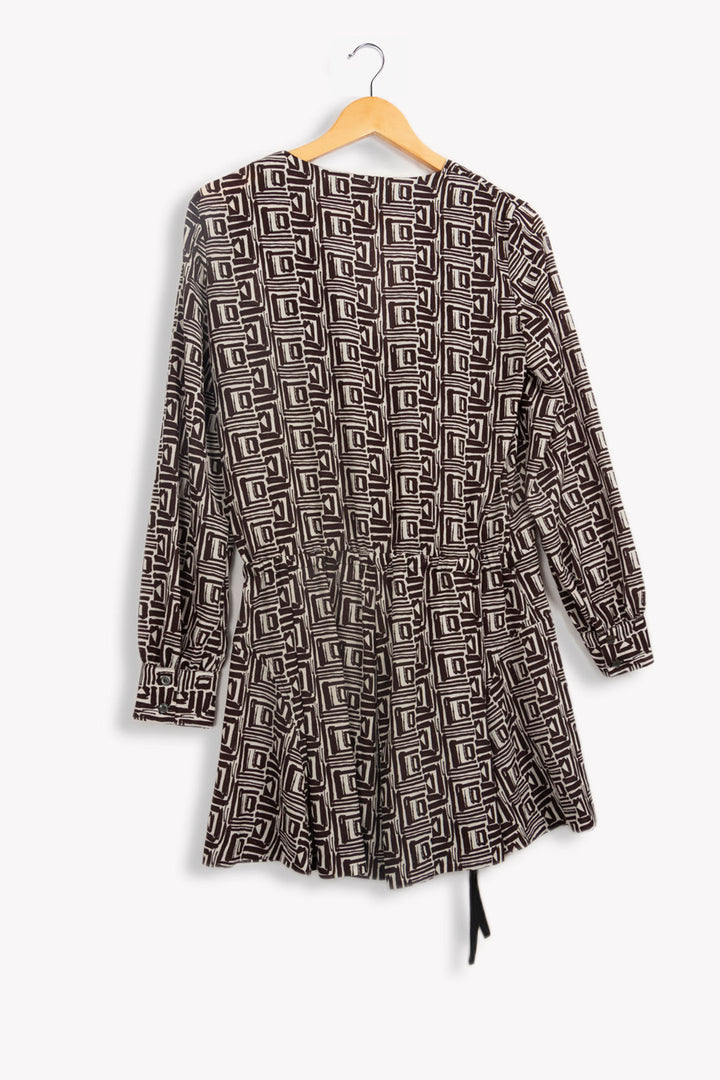 Robe blanche et noire - 40