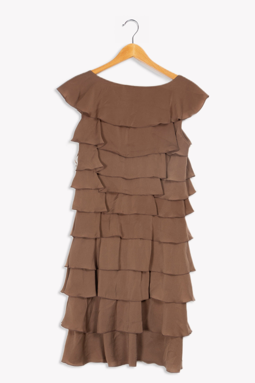 Robe marron à volants