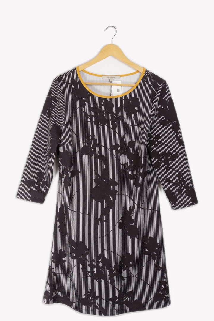 Robe noire à rayures blanches - 40