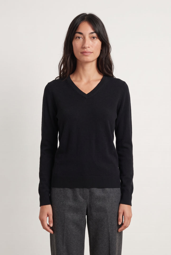 Pull Noir à Col V
 - Taille XS/34 de la marque Caroll | PARAD100112 - Vendu par Paradigme - Image 1