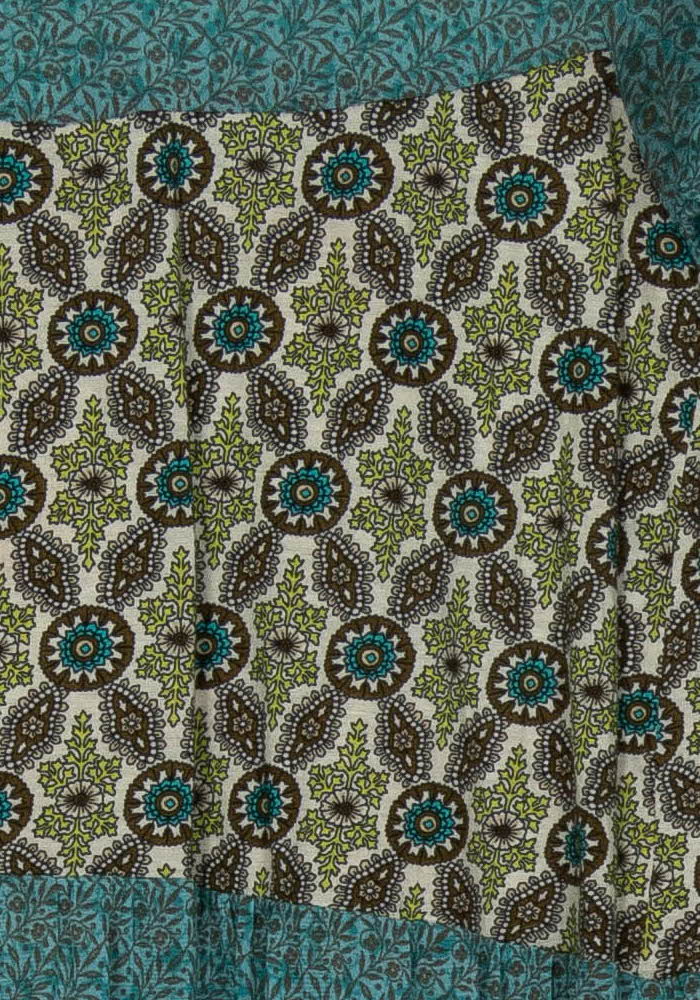 Robe Bleue et Beige - Taille XL/42 de la marque La Fée Maraboutée | PARAD100212 - Vendu par Paradigme - Image 3