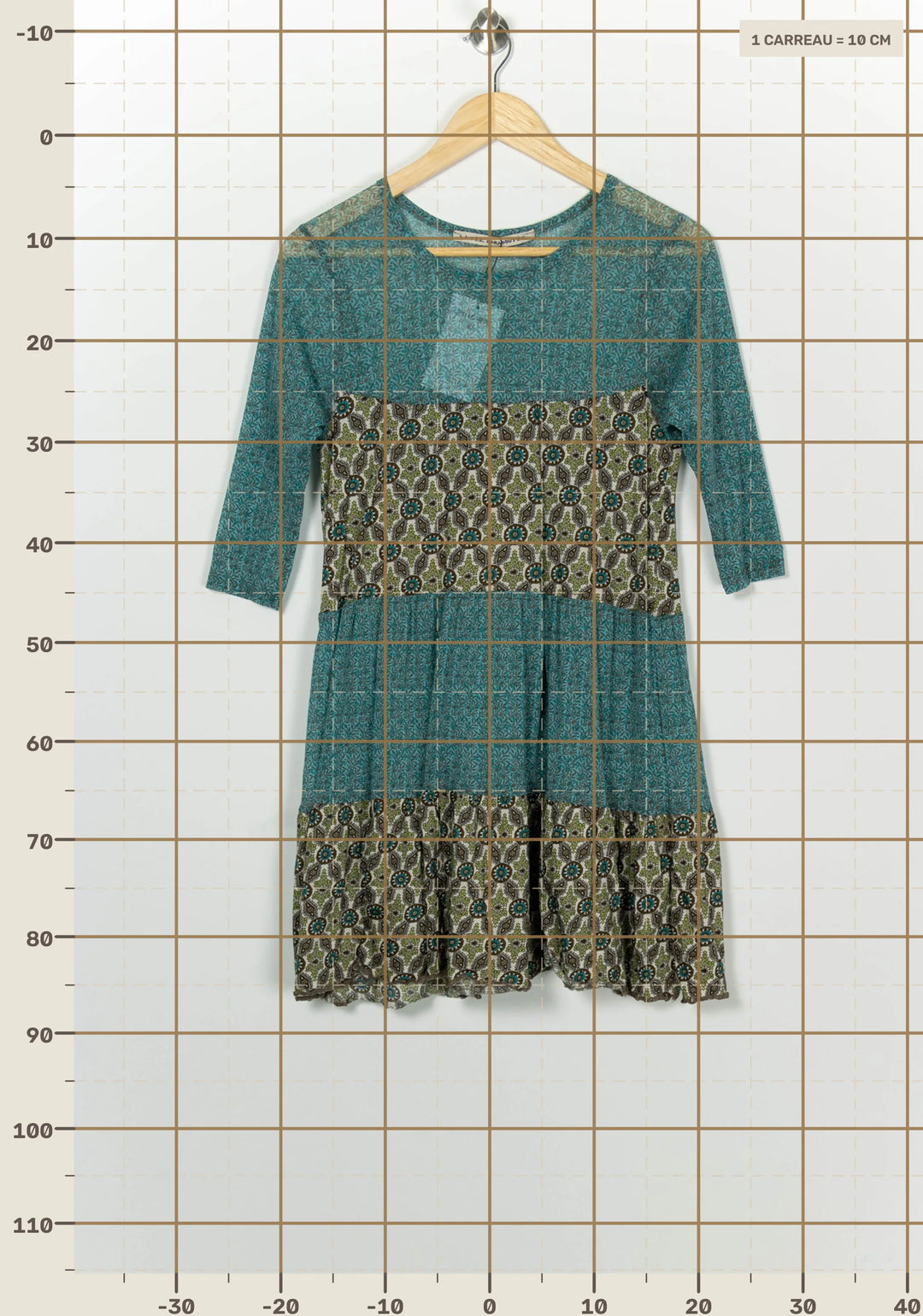 Robe Bleue et Beige - Taille XL/42 de la marque La Fée Maraboutée | PARAD100212 - Vendu par Paradigme - Image 4