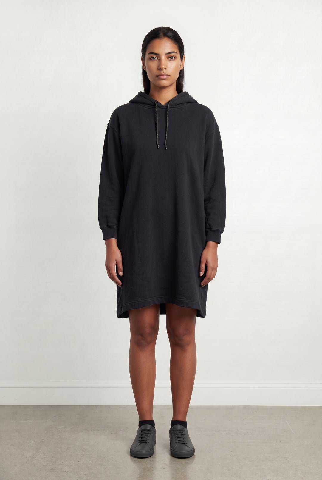 Robe sweat à capuche noire - Taille L/40 de la marque Des petits hauts | PARAD100387 - Vendu par Paradigme - Image 1