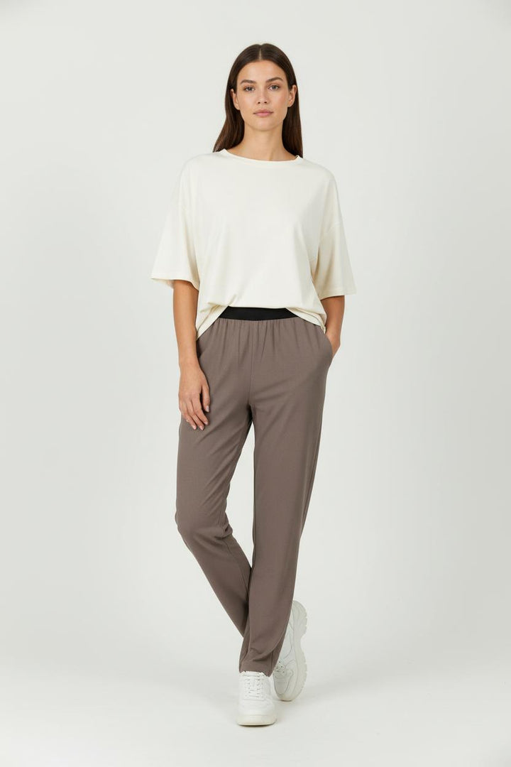 Pantalon Marron - Taille XS/34 de la marque American Vintage | PARAD100536 - Vendu par Paradigme - Image 1