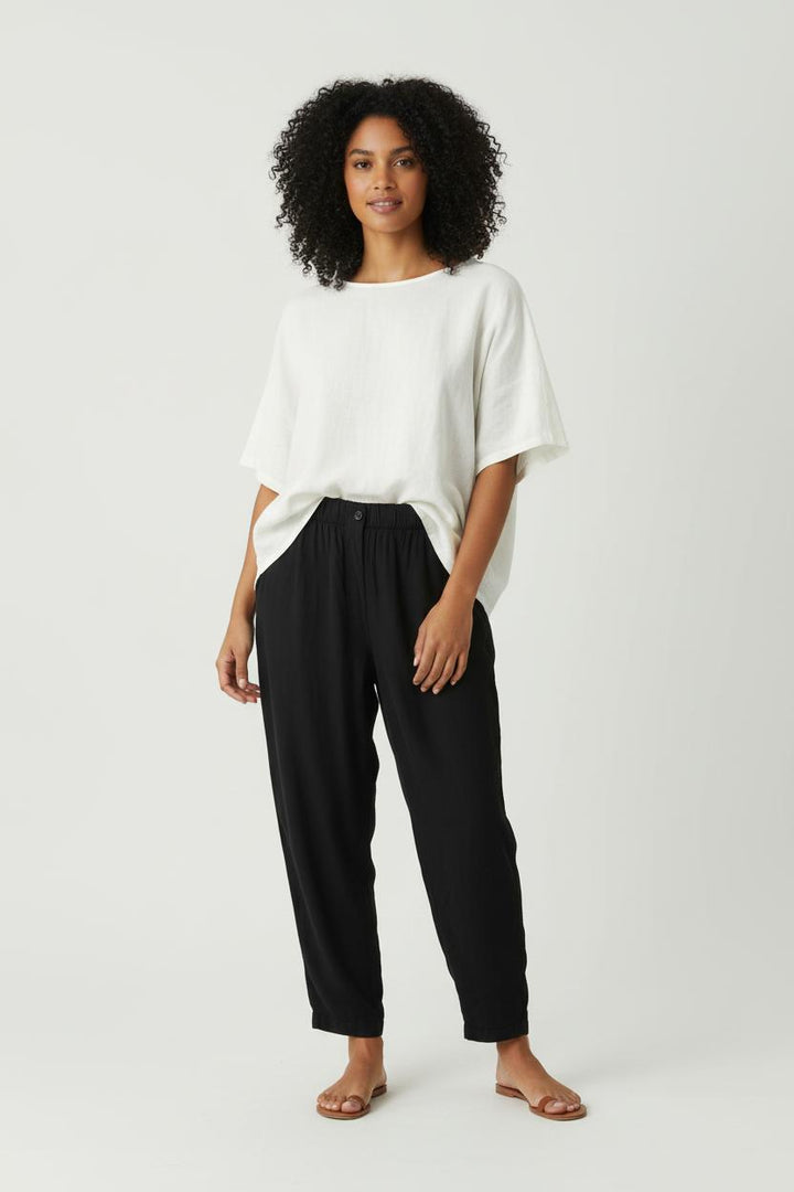 Pantalon Noir - Taille XL/42 de la marque La Fée Maraboutée | PARAD100539 - Vendu par Paradigme - Image 1