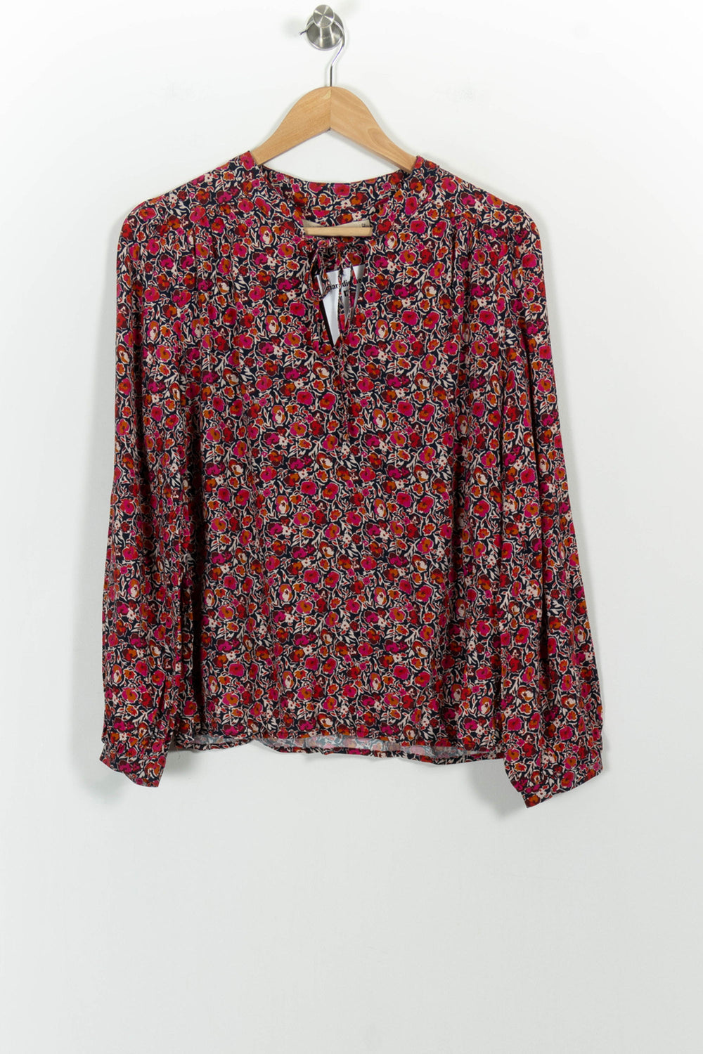Blouse Fleurie Rouge et Noire - Taille XL/42 de la marque La Fée Maraboutée | PARAD100851 - Vendu par Paradigme - Image 2
