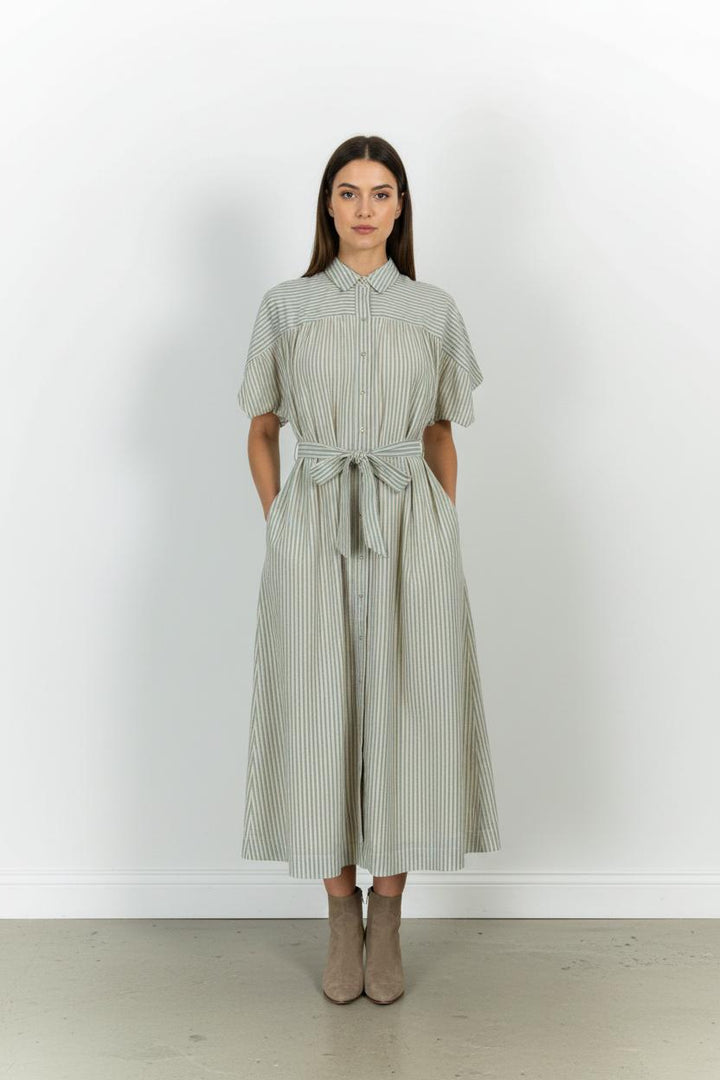 Robe Chemise Rayée Blanche et Bleue - Taille S/36 de la marque Léon & Harper | PARAD100852 - Vendu par Paradigme - Image 1