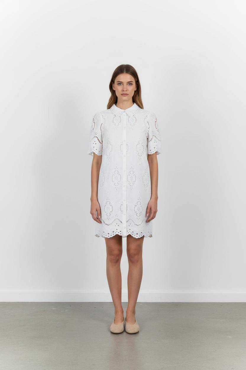 Robe Brodée Blanche - Taille S/36 de la marque Sézane | PARAD100923 - Vendu par Paradigme - Image 1