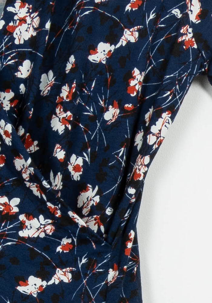 Blouse Fleurie Bleu et Blanc - Taille XS/34 de la marque La Fée Maraboutée | PARAD100938 - Vendu par Paradigme - Image 3