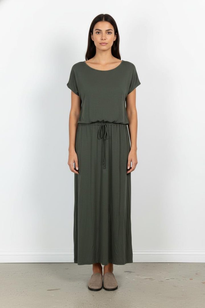 Robe Longue Verte - Taille M/38 de la marque La Fée Maraboutée | PARAD101038 - Vendu par Paradigme - Image 1