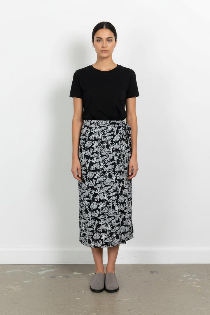 Jupe Longue Noire et Blanche - Taille T.U. de la marque Antik Batik | PARAD101116 - Vendu par Paradigme - Image 1