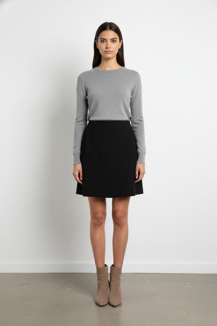 Jupe Courte Noire - Taille M/38 de la marque COS | PARAD101219 - Vendu par Paradigme - Image 1