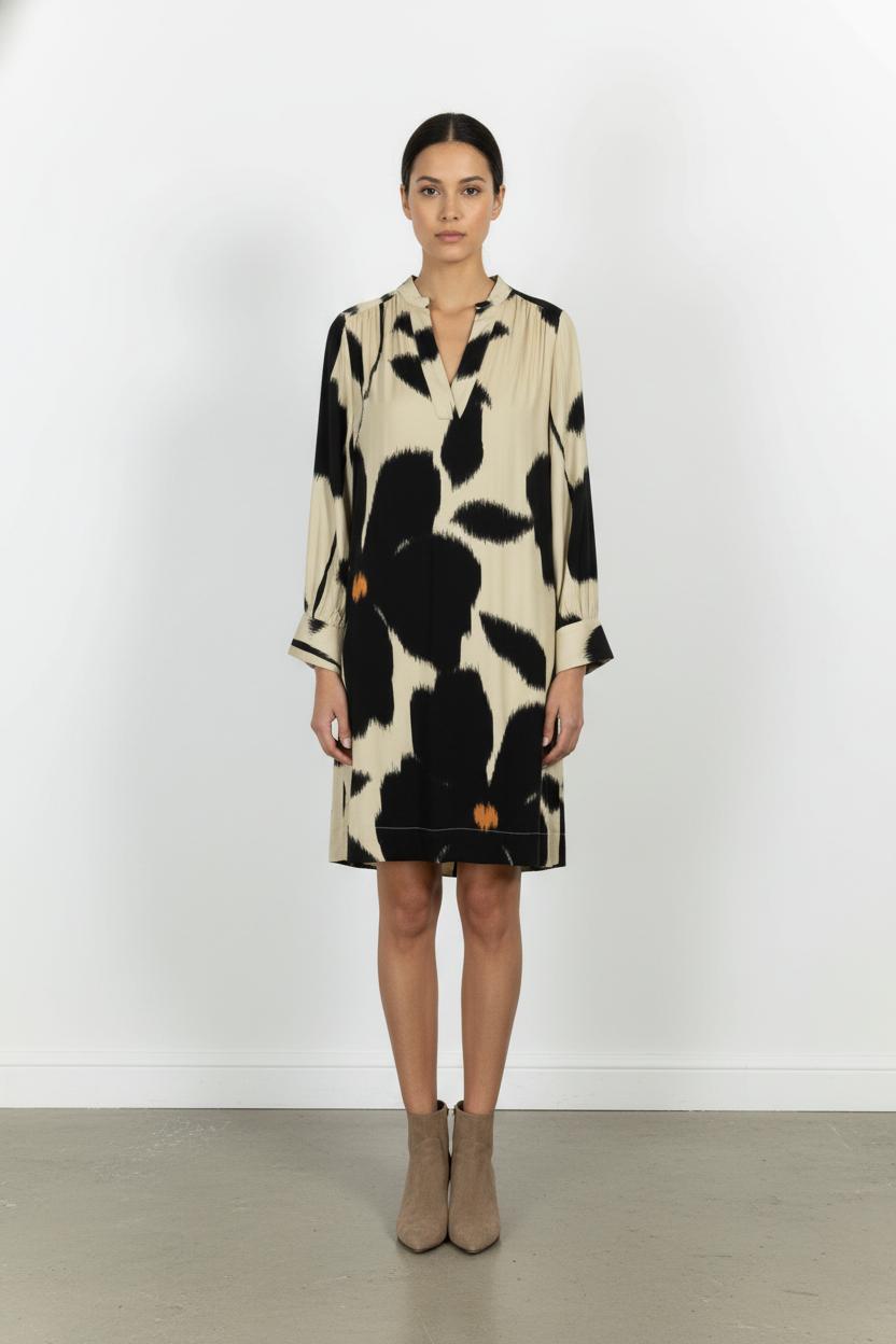 Robe Droite Beige et Noire - Taille S/36 de la marque Stella Forest | PARAD101787 - Vendu par Paradigme - Image 1