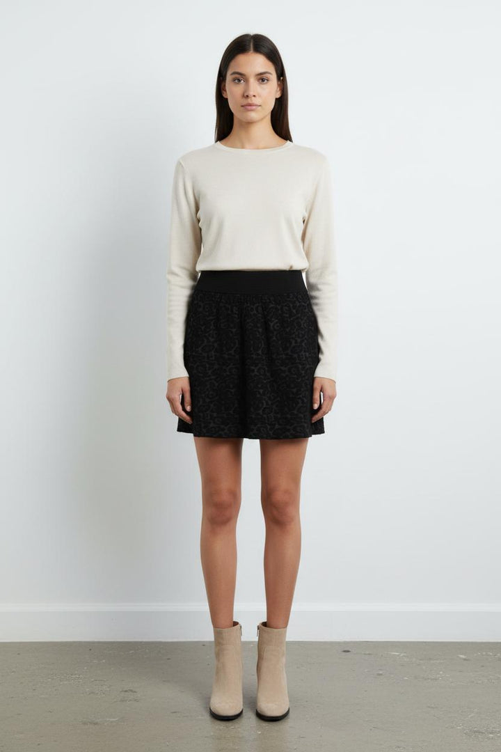 Jupe Courte Noire - Taille M/38 de la marque Claudie Pierlot | PARAD101848 - Vendu par Paradigme - Image 1