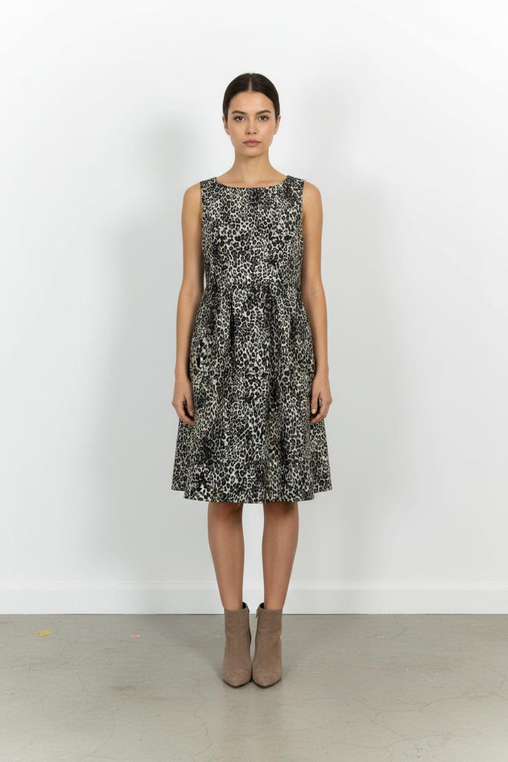 Robe Sans Manches Léopard Noire et Blanche - Taille L/40 de la marque Max Mara | PARAD101951 - Vendu par Paradigme - Image 1