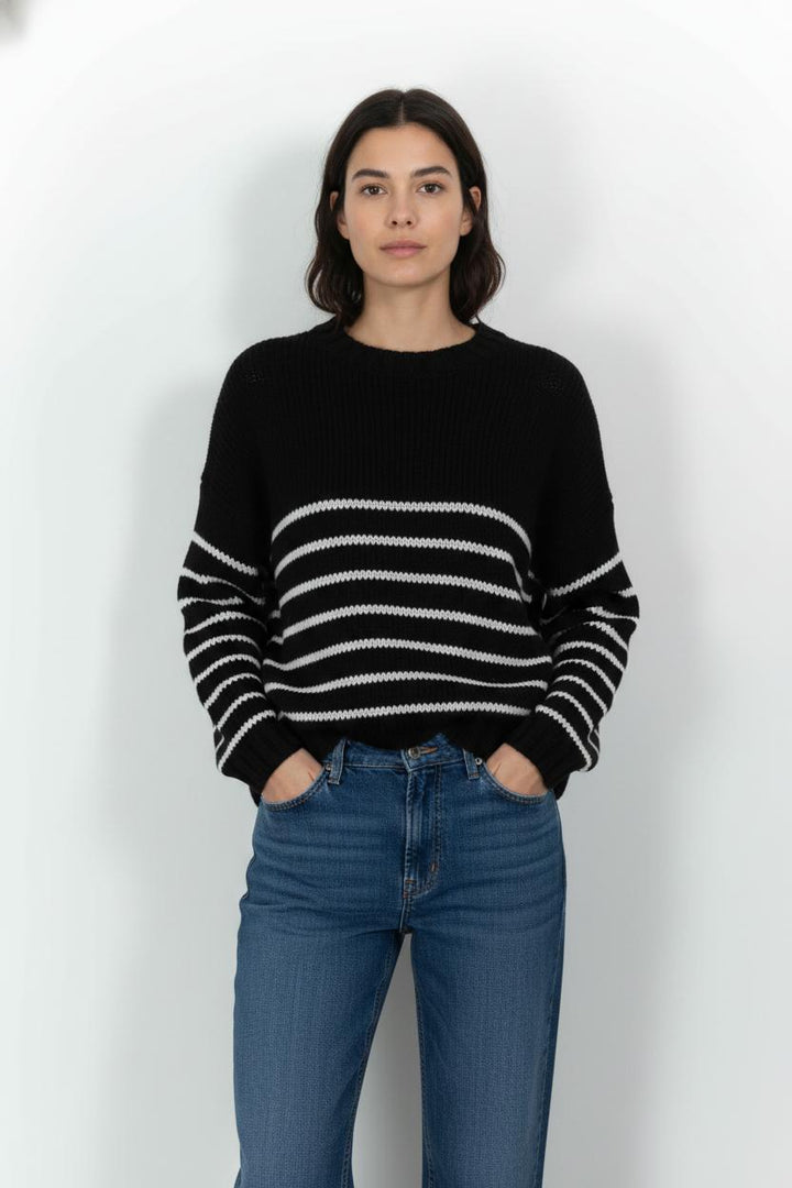 Pull Noir et Blanc - Taille L/40 de la marque La Fée Maraboutée | PARAD102033 - Vendu par Paradigme - Image 1