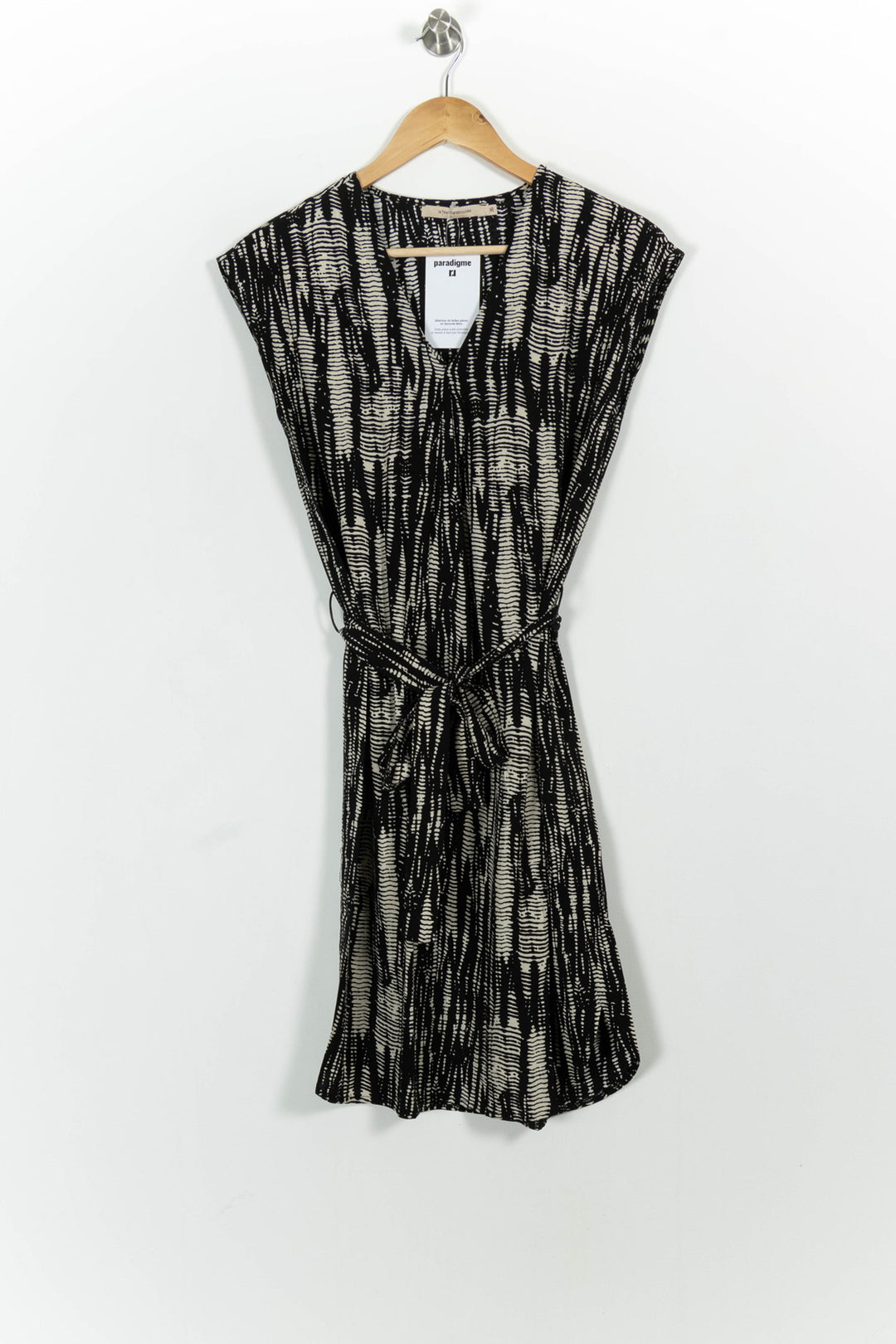Robe Noire et Blanche - Taille S/36 de la marque La Fée Maraboutée | PARAD102071 - Vendu par Paradigme - Image 2