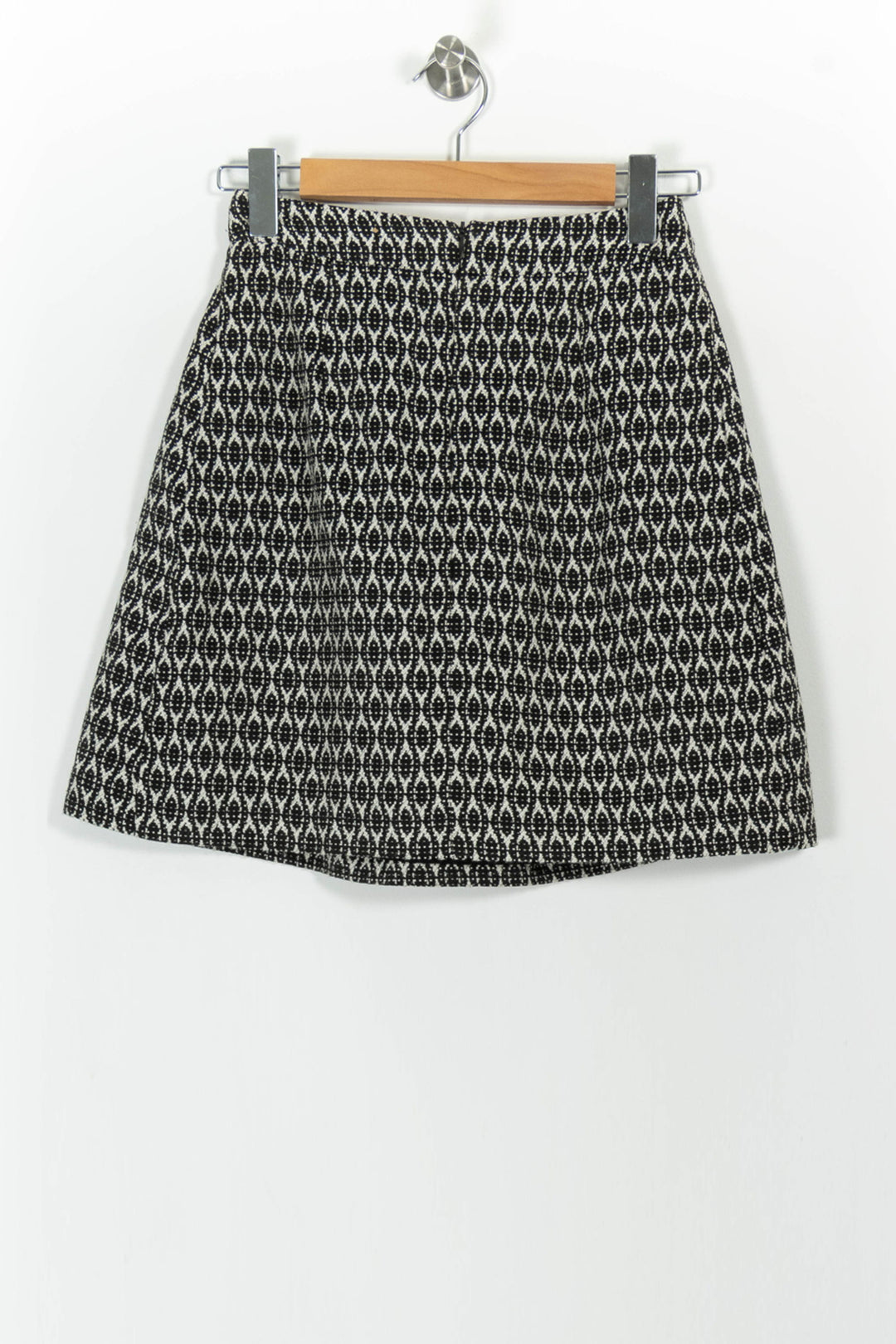 Jupe Noire et Blanche - Taille S/36 de la marque Kookai | PARAD102107 - Vendu par Paradigme - Image 4