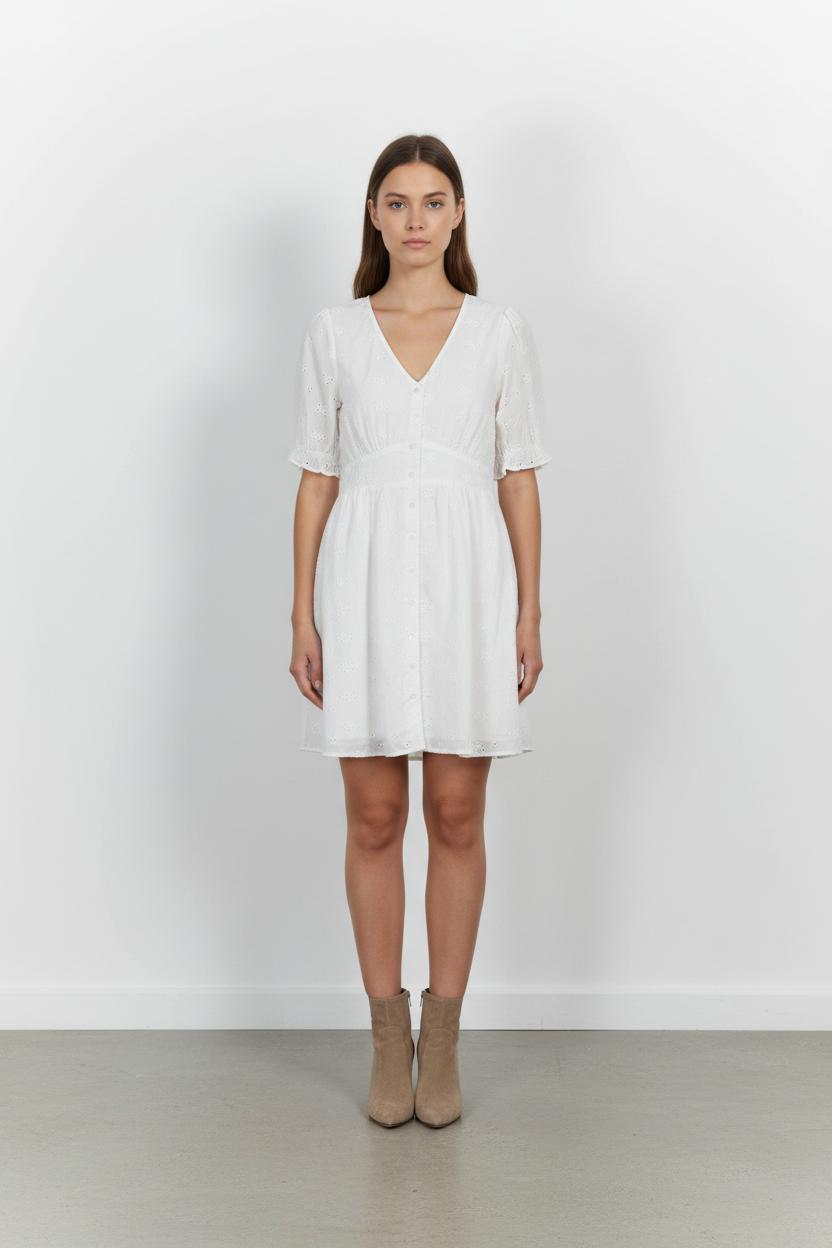 Robe Brodée Blanche - Taille M/38 de la marque Grace & Mila | PARAD102203 - Vendu par Paradigme - Image 1