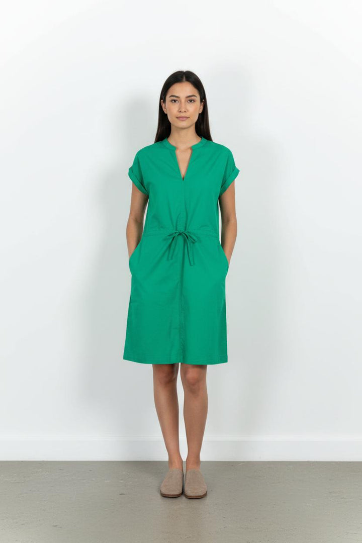 Robe Verte - Taille M/38 de la marque La Fée Maraboutée | PARAD102248 - Vendu par Paradigme - Image 1
