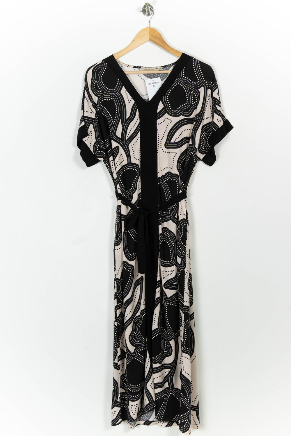 Robe Longue Noire et Beige - Taille L/40 de la marque La Fée Maraboutée | PARAD102260 - Vendu par Paradigme - Image 2