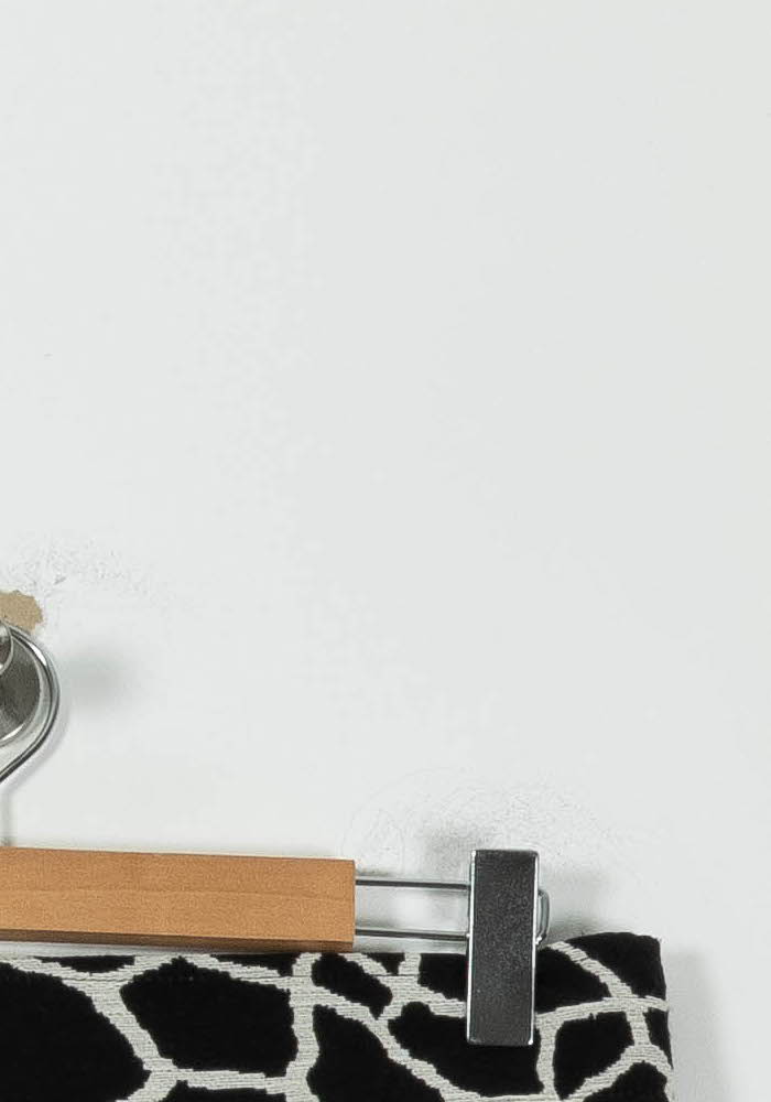 Jupe Noire et Blanche - Taille XL/42 de la marque La Fée Maraboutée | PARAD10232 - Vendu par Paradigme - Image 3