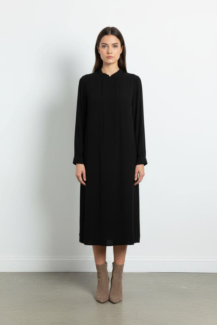 Robe Droite Noire - Taille S/36 de la marque Stella Forest | PARAD102457 - Vendu par Paradigme - Image 1