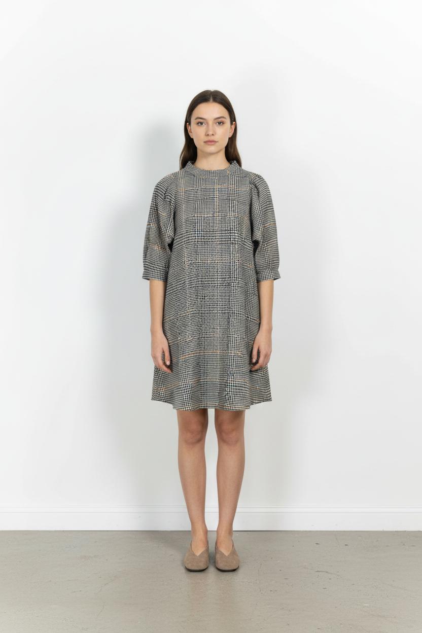 Robe Courte Noire et Blanche - Taille XS/34 de la marque Comptoir des Cotonniers | PARAD102651 - Vendu par Paradigme - Image 1
