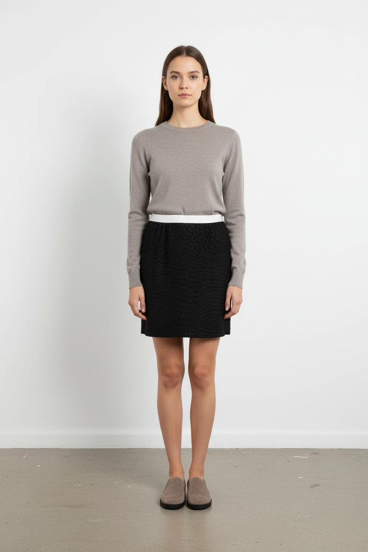 Jupe Courte Noire - Taille S/36 de la marque Sandro | PARAD102661 - Vendu par Paradigme - Image 1
