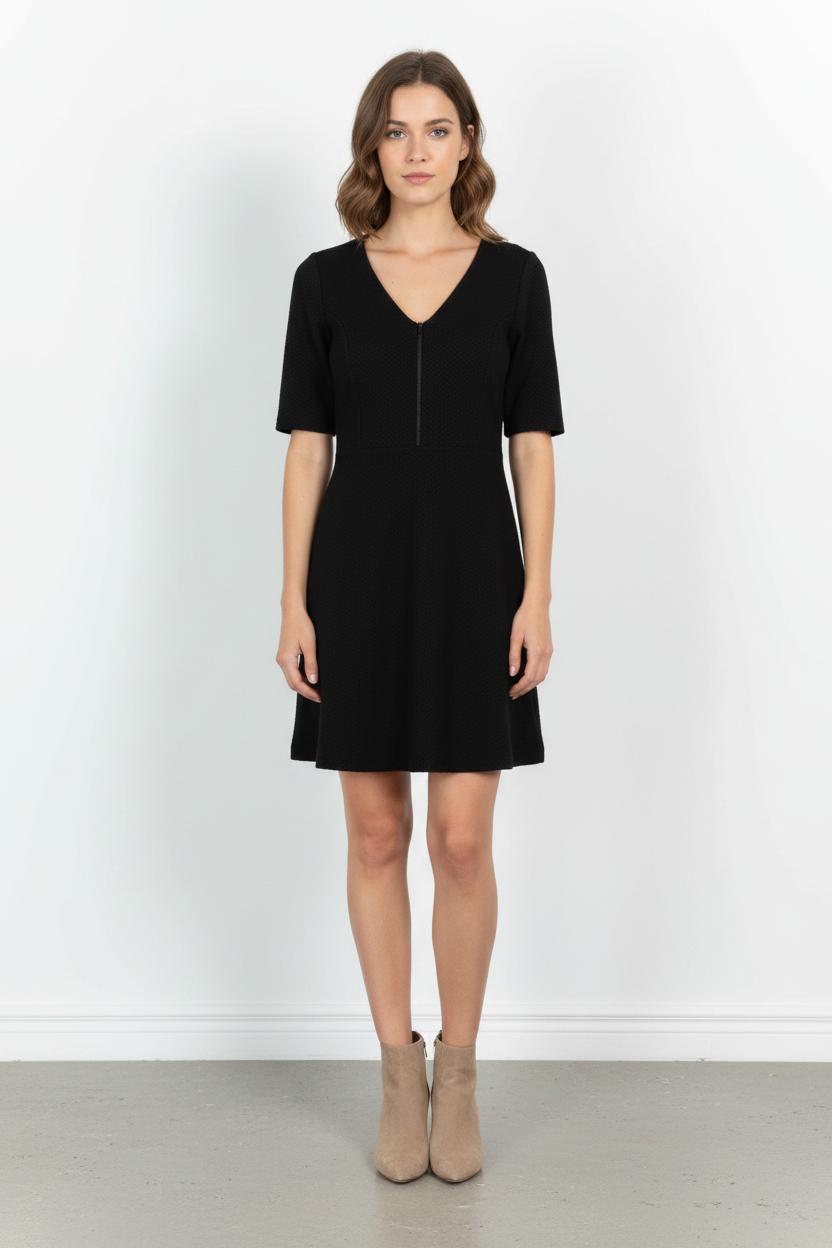 Robe Noire - Taille S/36 de la marque La Fée Maraboutée | PARAD102743 - Vendu par Paradigme - Image 1