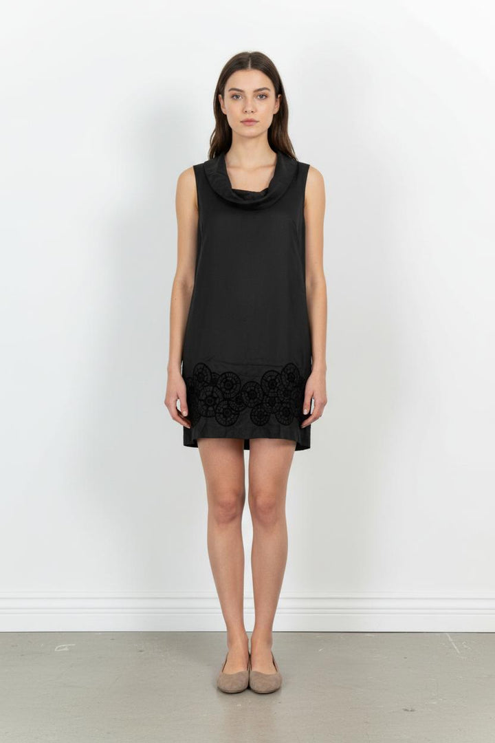 Robe Courte Noire - Taille S/36 de la marque Caroll | PARAD102936 - Vendu par Paradigme - Image 1