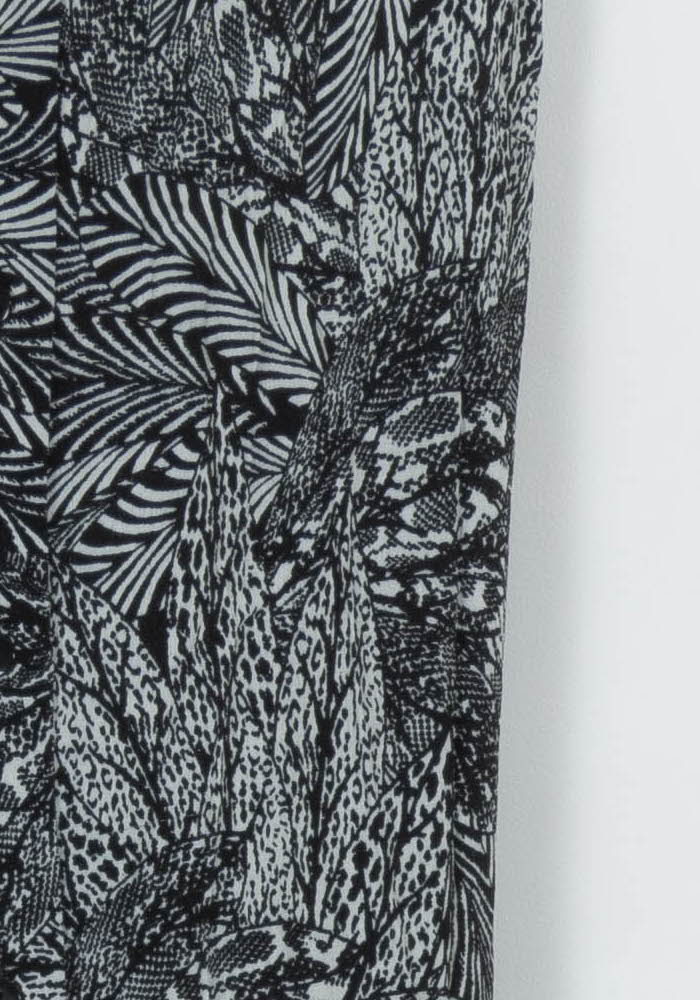 Robe longue noire et blanche - Taille M/38 de la marque Maison 123 | PARAD103003 - Vendu par Paradigme - Image 3