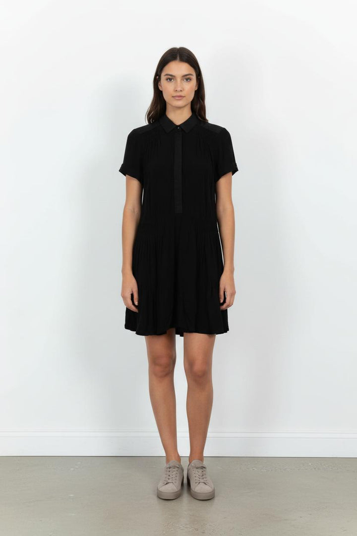 Robe Chemise Noire - Taille S/36 de la marque Comptoir des Cotonniers | PARAD103043 - Vendu par Paradigme - Image 1