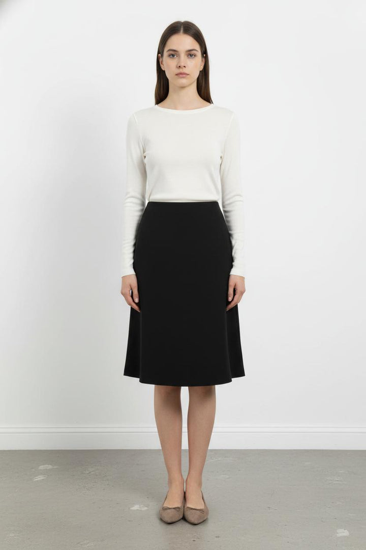 Jupe Courte Noire - Taille XS/34 de la marque Karl Marc John | PARAD103099 - Vendu par Paradigme - Image 1