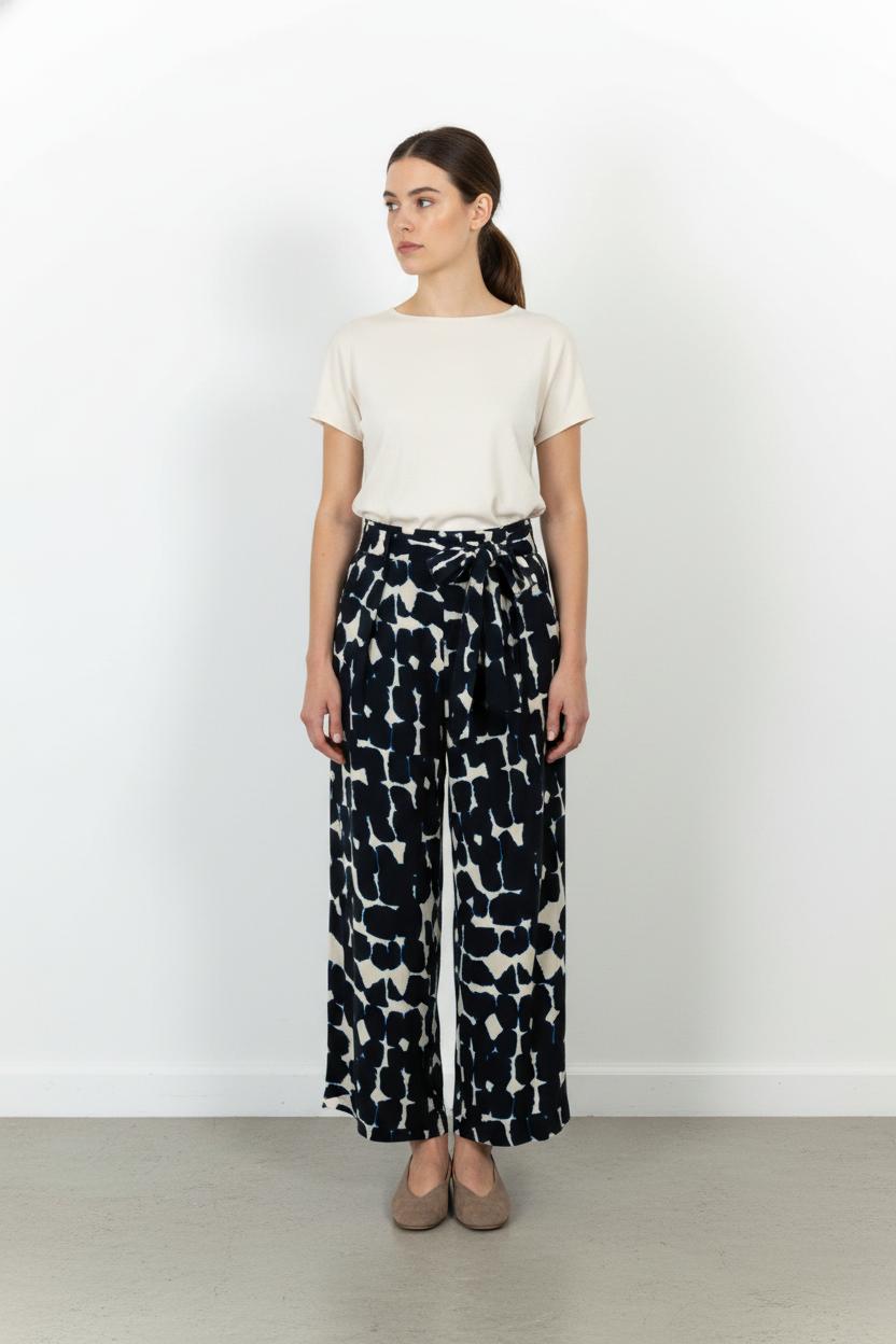 Pantalon Large Noir et Blanc - Taille XL/42 de la marque La Fée Maraboutée | PARAD103190 - Vendu par Paradigme - Image 1