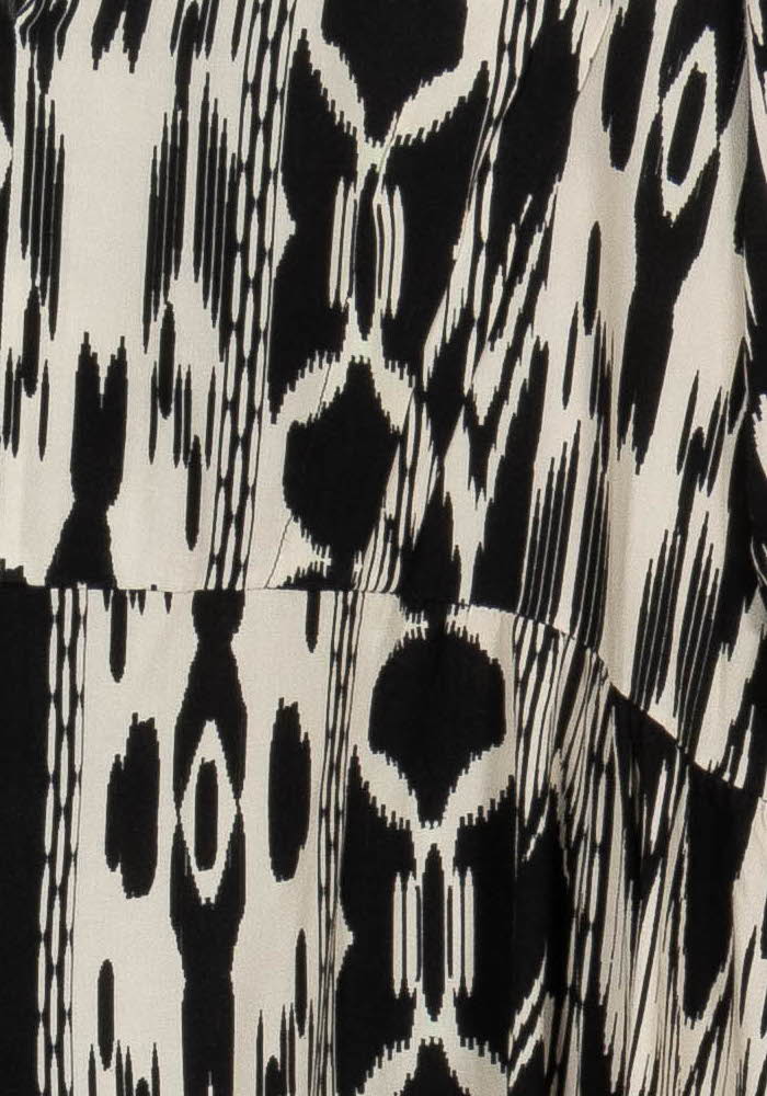 Robe Courte Noire et Beige - Taille L/40 de la marque La Fée Maraboutée | PARAD103220 - Vendu par Paradigme - Image 3