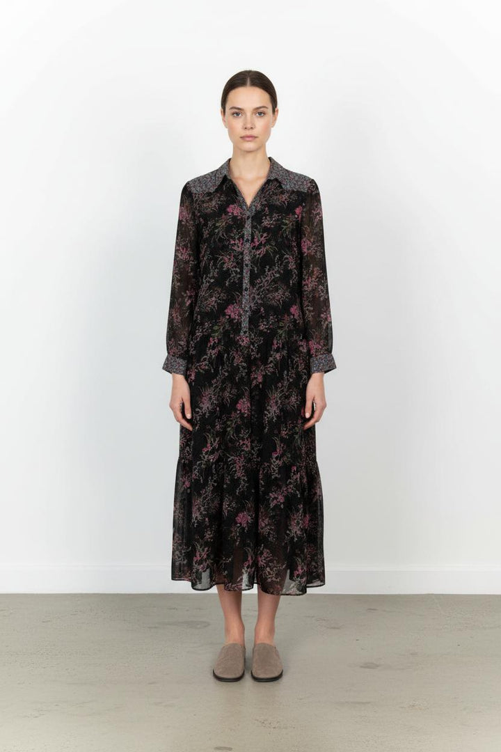 Robe Longue Noire et Fleurie - Taille L/40 de la marque One Step | PARAD103253 - Vendu par Paradigme - Image 1