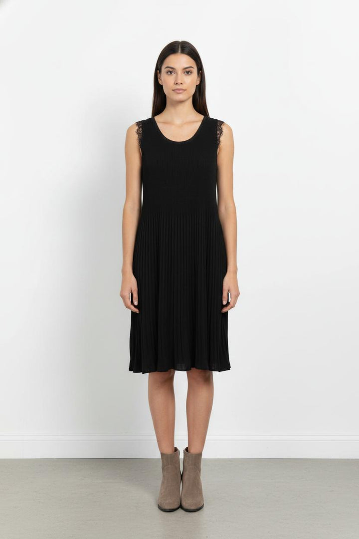 Robe Plissée Noire - Taille S/36 de la marque Comptoir des Cotonniers | PARAD103426 - Vendu par Paradigme - Image 1