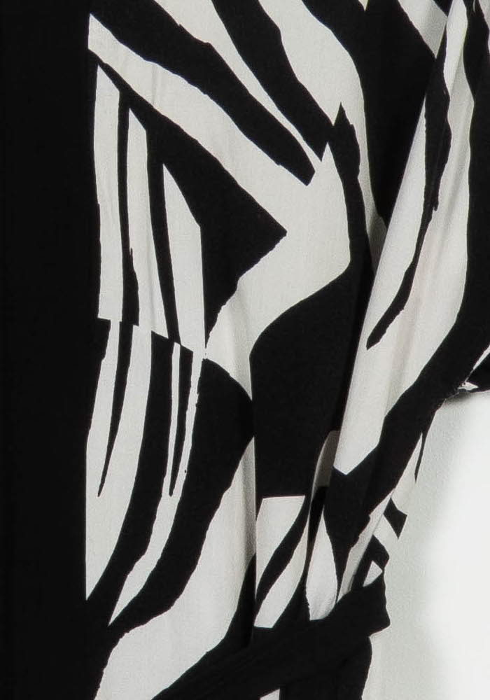 Robe Noire et Blanche - Taille M/38 de la marque La Fée Maraboutée | PARAD103442 - Vendu par Paradigme - Image 3